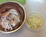 Hình bước làm 3 của món Nộm bông cải xanh