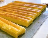 Hình bước làm 3 của món Bông lan sữa chua phômai