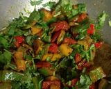 ત્રિરંગી કેપ્સિકમ નું શાક (Trirangi Capsicum Shak Recipe In Gujarati) રેસીપી સ્ટેપ3ફોટો