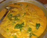 Foto langkah ke 4 dari resep Gulai nangka, tunas lobak dan kerupuk kulit.