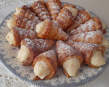 Foto del paso 6 de la receta: Conos de hojaldre con crema pastelera