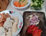 Foto langkah ke 1 dari resep Tumis Sosis Sayuran.