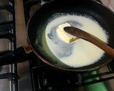 Foto del paso 2 de la receta: Salsa blanca (fácil y sin grumos)