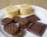 A picture of step 3 of Cookies pie.