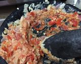 Foto langkah ke 2 dari resep Oseng tongkol pedas.
