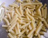 Hình bước làm 1 của món Nui Ống Nhỏ (Maccaroni) Trộn Dưa Chuột Ngâm & Cá Cơm Muối