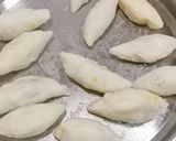 A picture of step 4 of Dudh Puli.