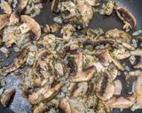 A picture of step 3 of Creamy Garlic Mushroom Pasta.