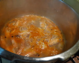 Foto del paso 2 de la receta: Bacalao a la marinera con langostinos y almejas