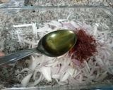 A picture of step 3 of Onion salad.