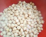 A picture of step 1 of Chhole chat.