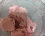 A picture of step 5 of Strawberry ice cream.