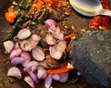 Foto langkah ke 3 dari resep Sambal Asam Pecit.