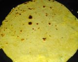 A picture of step 3 of Paneer Paratha.