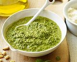 صورة لخطوة 3 من وصفة كابريزي سلاط Caprese Salad + Pesto Sauce
