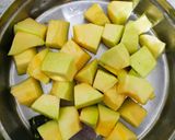 कद्दू के अंडे की सब्जी(Kaddu ke ande ki sabzi recipe in Hindi) रेसिपी चरण 1 फोटो