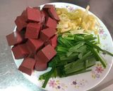 豬血湯(簡單版)的食譜步驟1照片