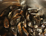 Foto del paso 3 de la receta: Empanada de Mejillones