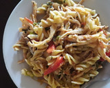 Foto del paso 3 de la receta: Tornillos con pollo