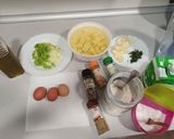 Foto del paso 1 de la receta: Caldo de torrejas de queso (ecuatoriano)