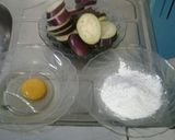 Foto langkah ke 1 dari resep Terong kering bumbu balado.