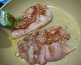 Foto langkah ke 3 dari resep Chicken Steak with Mushroom Sauce.