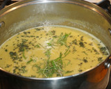 Foto del paso 3 de la receta: Sopa de arvejas verdes secas partidas con tostadas de queso de cabra. Jon Style