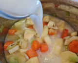 Foto del paso 3 de la receta: Crema de chirivía, calabacín y zanahorias