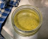 Une image de l'étape 5 de Sauce salade à la moutarde, prune, melfor et herbes.