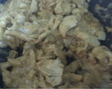 Foto del paso 4 de la receta: Pollo en salsa de cacahuete y kefir (o yogur natural)