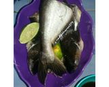 Foto langkah ke 1 dari resep Ikan patin bumbu kuning.