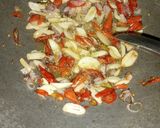 Foto langkah ke 4 dari resep Orak arik tahu jamur.