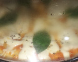 Foto del paso 5 de la receta: Pizza margarita en sartén 🍕