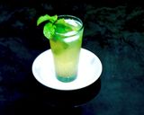 A picture of step 5 of Mousambi Mint Mocktail.