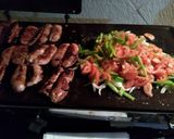Foto do passo 1 de Lanche de linguiça e salada