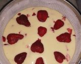 Foto del paso 3 de la receta: Bizcochuelo de Frutillas en 15 min 🍓