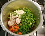 A picture of step 9 of Waghareli khichdi.