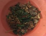 Foto langkah ke 2 dari resep Nasi Bakar Teri Kemangi.