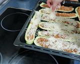 Foto del paso 7 de la receta: Calabacines rellenos de carne