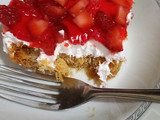 كنافة بالفراولة 🍓و الكريمة🍶