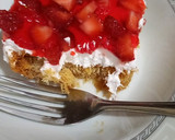 صورة لخطوة 9 من وصفة كنافة بالفراولة 🍓و الكريمة🍶