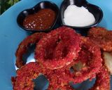 A picture of step 5 of Cheetos Onion Rings.