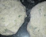 A picture of step 6 of Potato Pie Filled with Grilled Chicken Tikka and cheese.