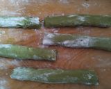 Foto del passaggio 2 della ricetta Biscotti tagliati al tè macha