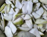 Foto langkah ke 1 dari resep Asinan mangga.