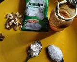 A picture of step 1 of Arrowroot flour kheer.