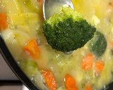 Foto del paso 6 de la receta: Crema de brócoli con medallón de merluza