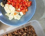 Foto langkah ke 1 dari resep Sambal Embe Bali praktis pake bawang goreng.