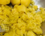 રોટલી ના સમોસા (Rotli Samosa Recipe In Gujarati) રેસીપી સ્ટેપ3ફોટો