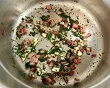 Foto del passaggio 1 della ricetta 175 • Zuppa di verza, zucca, ceci, funghi e speck
